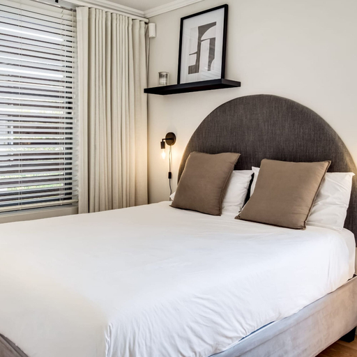 Room 3, Tranquil Escape in Sea Point Aureto, City of Cape Town