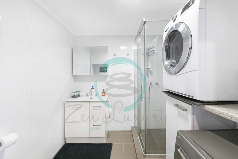 Bathroom 3, Zen Marina 1BR Bayview Private Balcony Modern, Larrakeyah