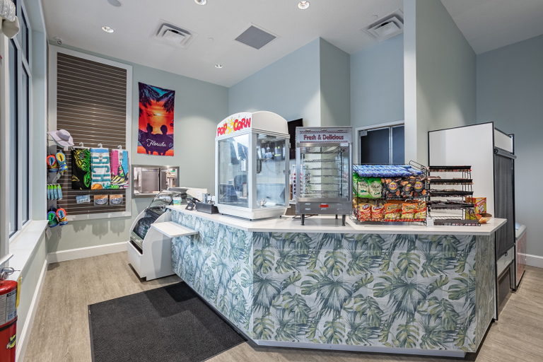 Food & Drinks 5, Windsor Island Resort Homes and Townhomes, Polk