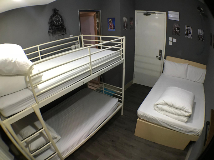 Bedroom 13