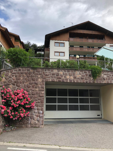 Others 4, Appartements Arnica, Bolzano