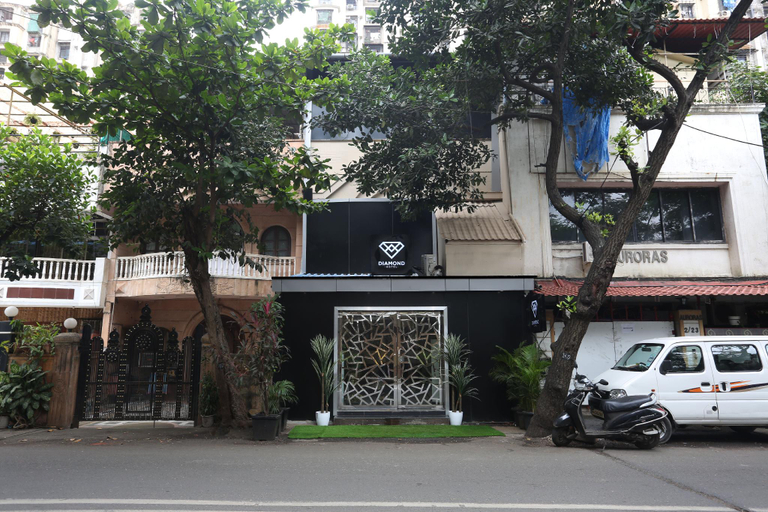 Others 2, Diamond Hotel	, Mumbai Suburban