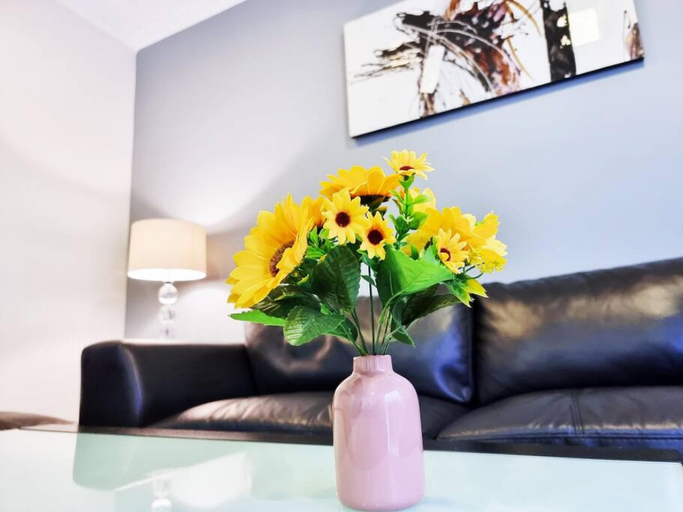 Room 2, Rosie House - Spacious Comfortable Home, Melbourne