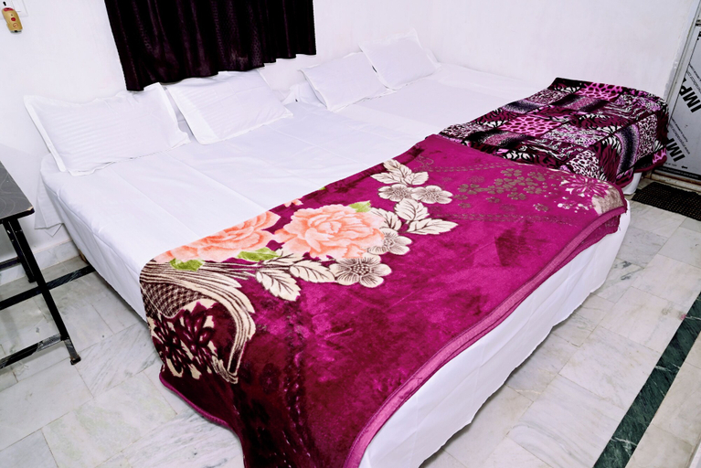 Bedroom 2, SHIVAY GUEST HOUSE, Deoghar