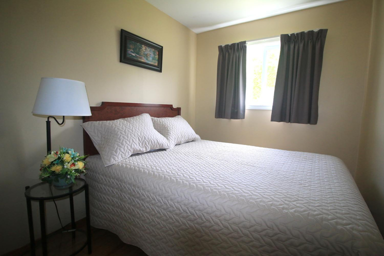 Bedroom, Rocky Brook Acres, Division No. 5
