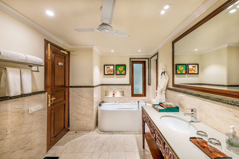 Bathroom 5, Mayfair Lagoon, Khordha