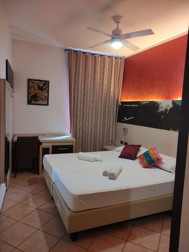 Bedroom 3, Hotel & Restaurant San Marco AB, Brescia