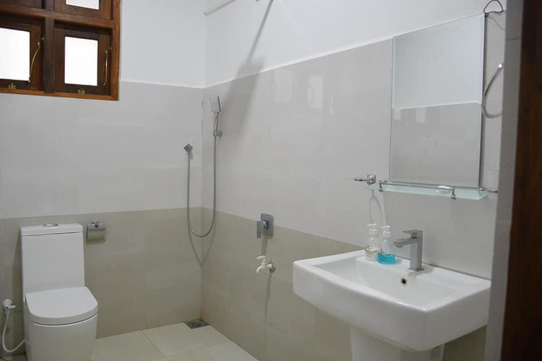 Bathroom 3, Pinnacle Villa, N. Palatha Central