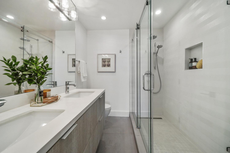 Bathroom 3, Exceptional Hilltop View Villa, San Francisco