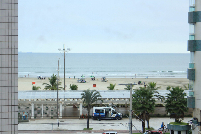 Others 5, Pé na Areia Praia da Guilhermina, São Vicente