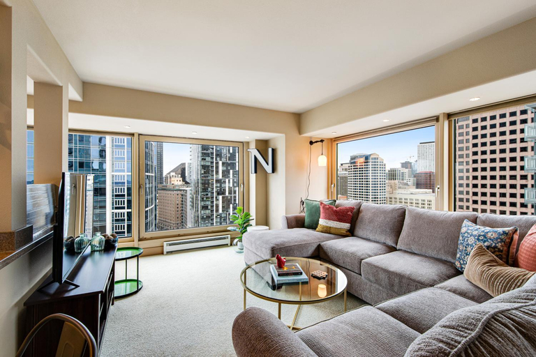 2, Newmark Tower II, Seattle