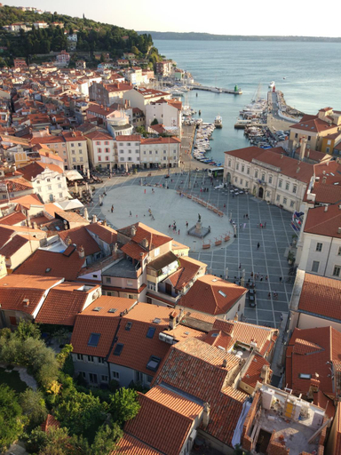 Others 4, Apartments E & E Piran, Piran