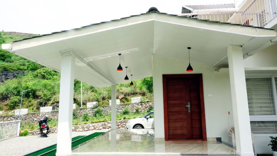 Others 3, Glashaus by Izan, Idukki