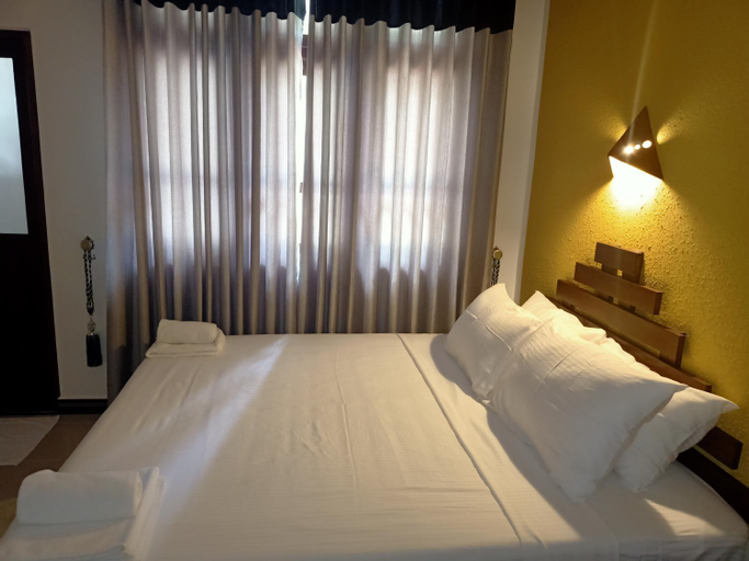 Bedroom 2, Pinnacle Villa, N. Palatha Central