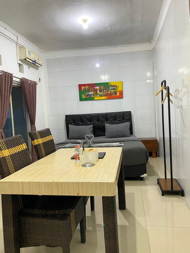 Dining Room 6