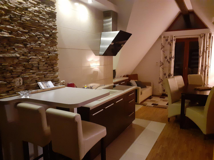 Others 4, Apartament Hiszpanski, Tatra