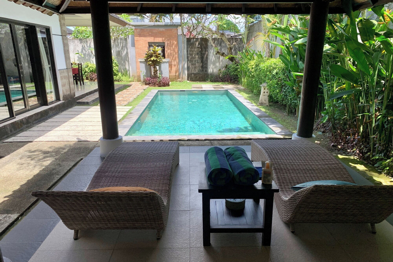 Swimming Pool 18