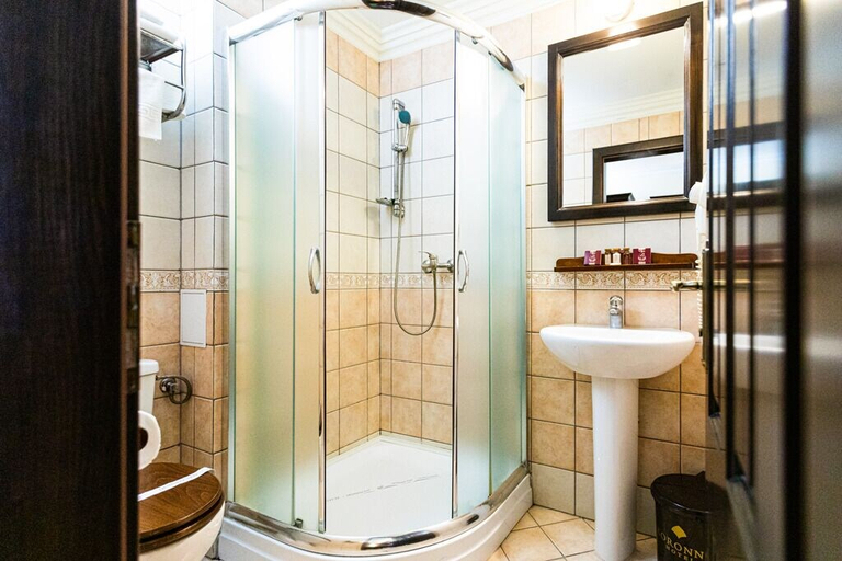 Bathroom 4, Hotel Classico Timisoara, Timisoara