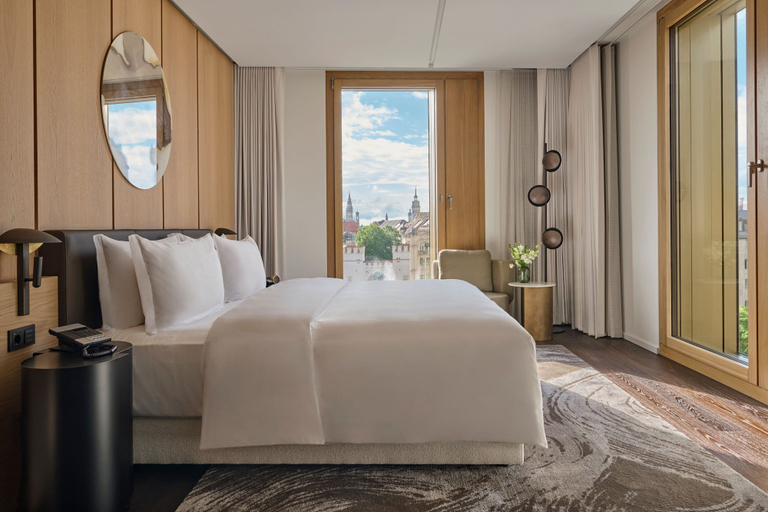 Bedroom 3, Koenigshof, A Luxury Collection Hotel, Munich, München