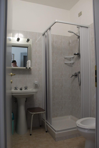 Bathroom 5, Casa per ferie BeatoRosaz, Torino