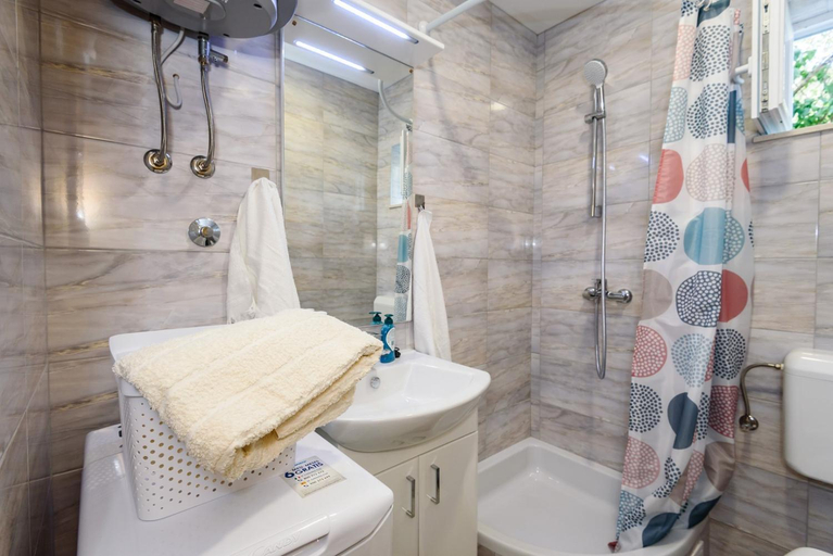 Bathroom 3, Apartment Đego near Ploce, riverfront, parking, Ploče