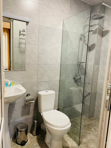 Bathroom 3, HOTEL KAZBEGI 1963, Kazbegi