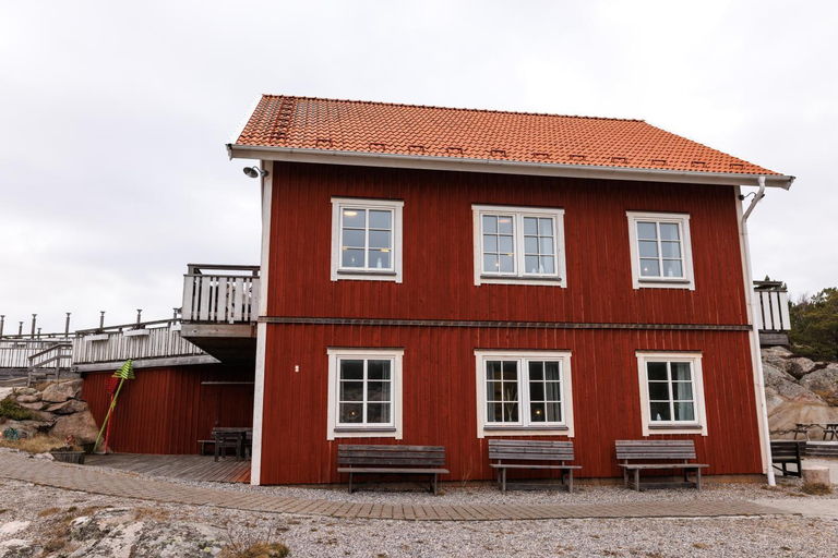Others 5, Reso Hamnmagasin vandrarhem, Tanum