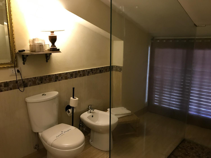 Bathroom 3, Terrazza Siciliana, Catania