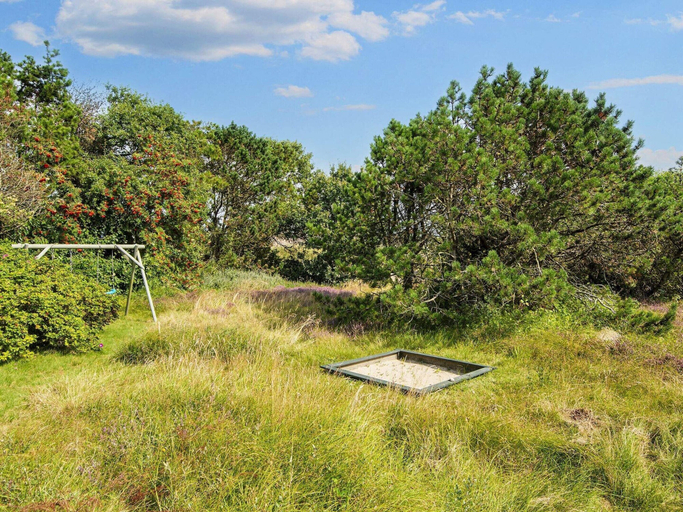 Others 5, Scenic Holiday Home in Søndervig near Sea, Ringkøbing-Skjern