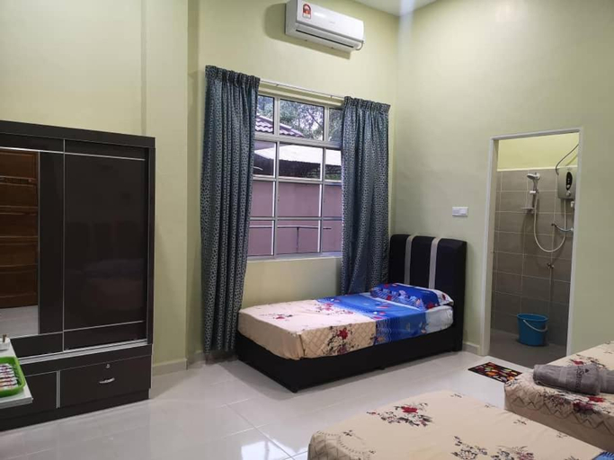 Bedroom 2, VILLA SENTOSA, Kuala Terengganu