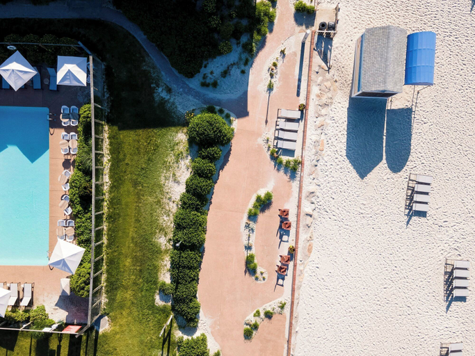 Exterior & Views 2, Riviera Beach Resort, Barnstable