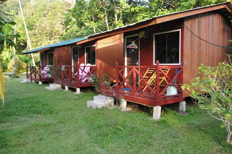 Others 5, Puteri Salang Inn, Mersing