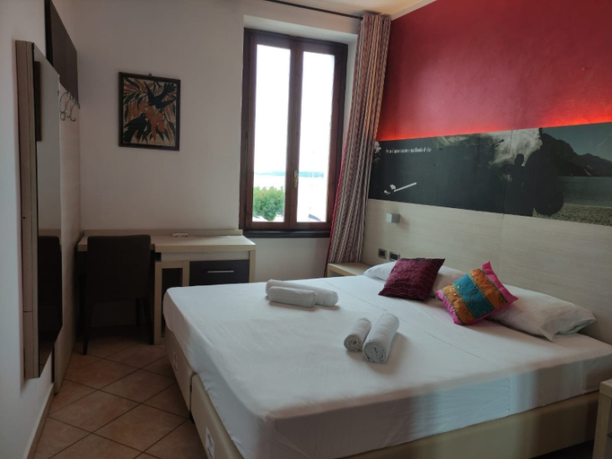 Bedroom 5, Hotel & Restaurant San Marco AB, Brescia