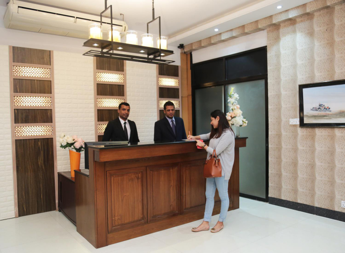 Public Area, Civic Inn, Dhaka