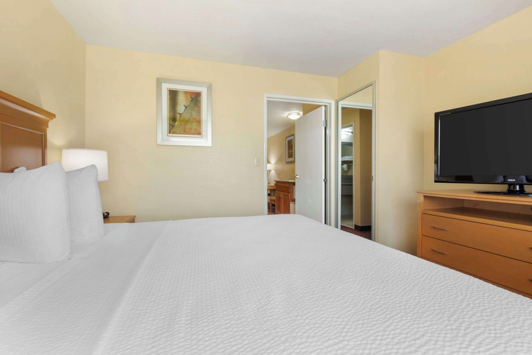 Bedroom 3, Best Western Plus Waco North, McLennan