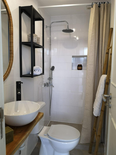 Bathroom 3, Pateo Estoril - Brand New Villa in Estoril, Cascais