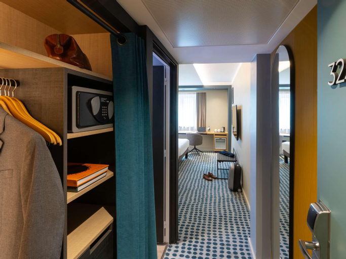 Bedroom 21