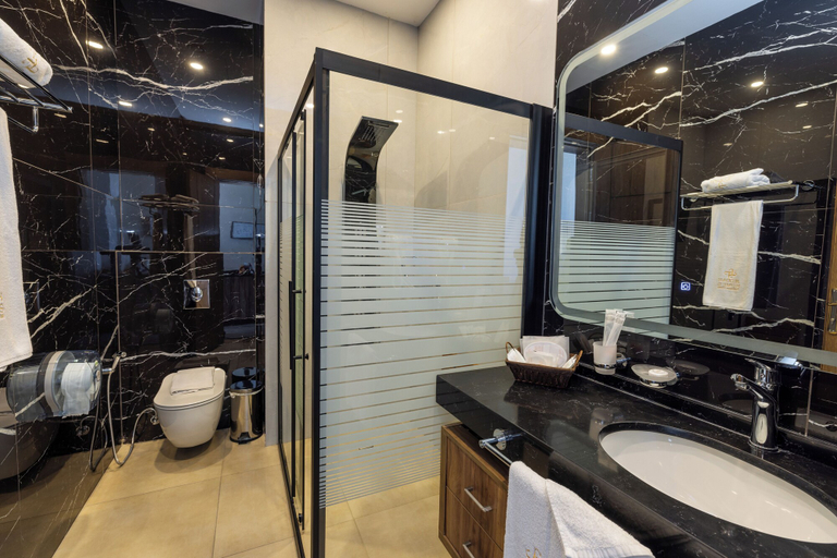 Bathroom 4, Jeddah Homes, Salt