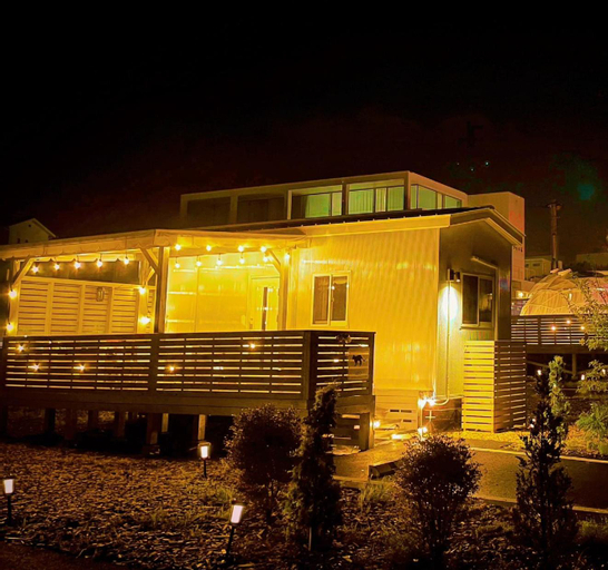 Necoana Glamping Mt. Fuji View BBQ Trailer Villa, Fujikawaguchiko