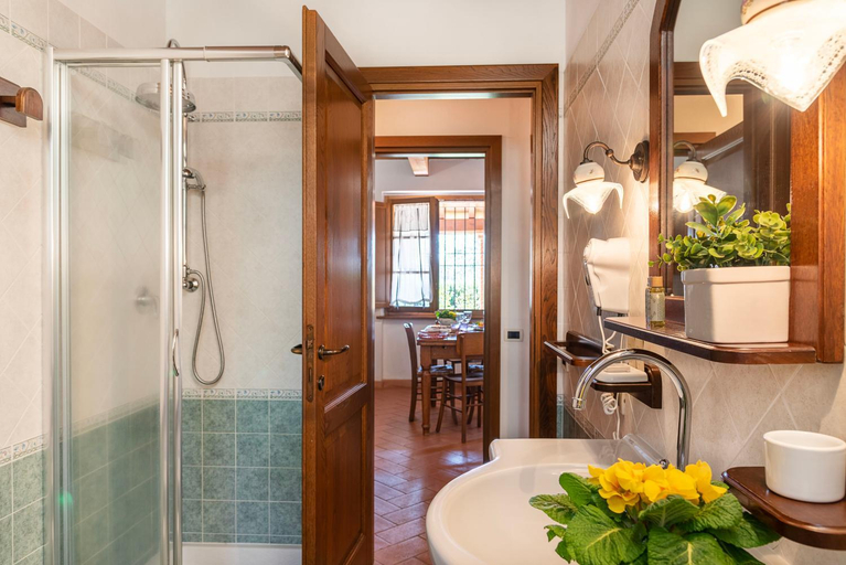 Bathroom 3, Il Cerreto, Grosseto