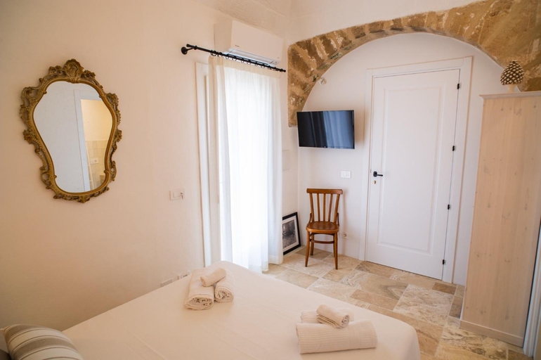 Others 4, Masseria Il Passo, Trapani