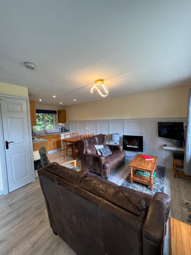 Others 3, 81 Hengar Manor, Cornwall