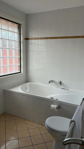 Bathroom 3, Charlestown Townhouse, Lake Macquarie - North