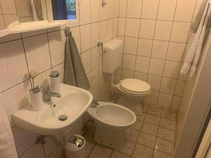 Others 2, Apartmaji Amitis, Piran