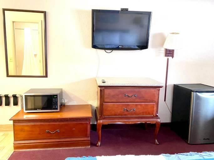 2, REGENCY INN, Seminole