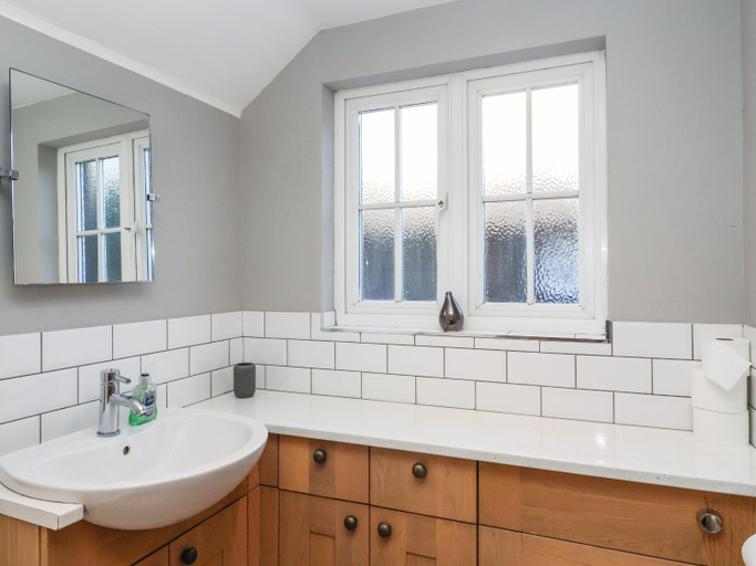 Bathroom 3, 2 Greensleeves, Suffolk