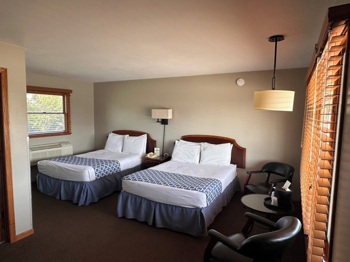 Bedroom 2, Grant Hills Motel, Jo Daviess