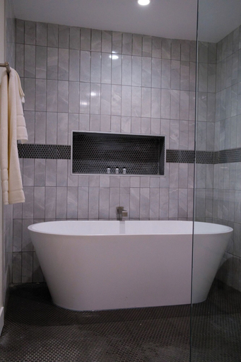 Bathroom 4, Adobe Inn Monterey Park, Los Angeles