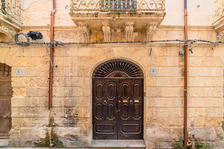 Others 2, GuestHost - Ortigia and Temple of Apollo Apartments, Syracuse