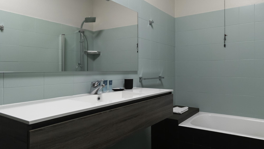Bathroom, Italianway - Venezia 33, Milano